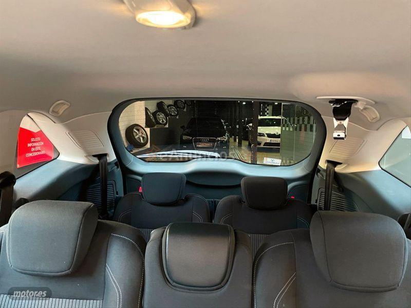 Ford Grand C-Max 1.0 EcoBoost 125 AutoStartStop Titani. de 2013 con 120.000 Km por 8.999 EUR. en Madrid