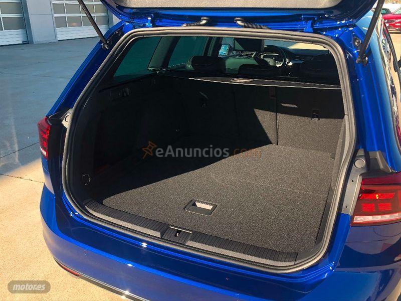 Volkswagen Passat Variant RLine 2.0 TSI 140kW 190CV DSG de 2021 con 5 Km por 41.869 EUR. en Palencia