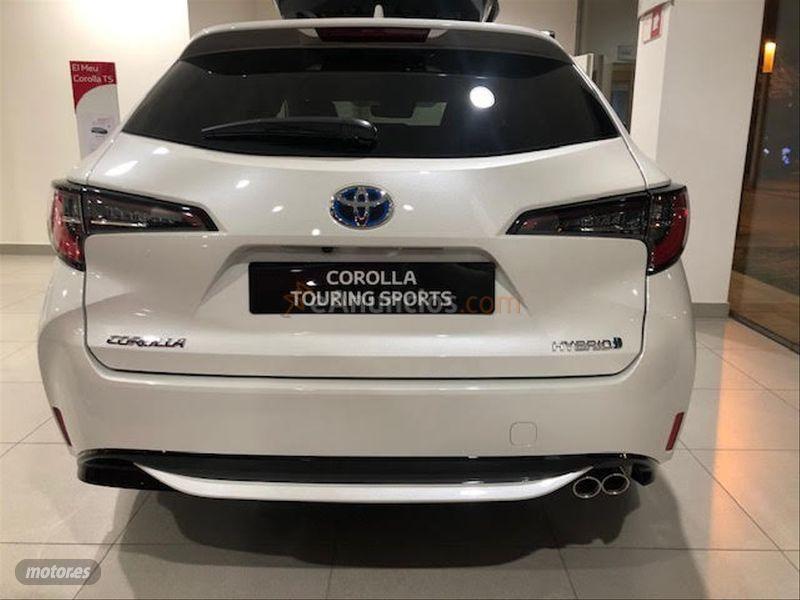 Toyota Corolla 2.0 180H STYLE ECVT TOURING SPORT de 2021 con 1 Km por 27.900 EUR. en Barcelona