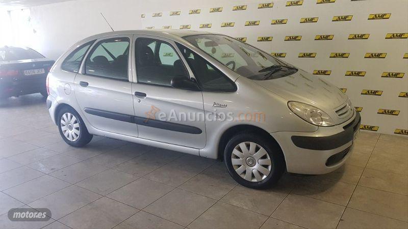 Citroen Xsara Picasso 1.6 16v HDI Exclusive de 2004 con 196.000 Km por 2.700 EUR. en Pontevedra