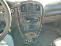 Chrysler Grand Voyager LX 3.3 de 2003 con 162.000 Km por 2.000 EUR. en Murcia
