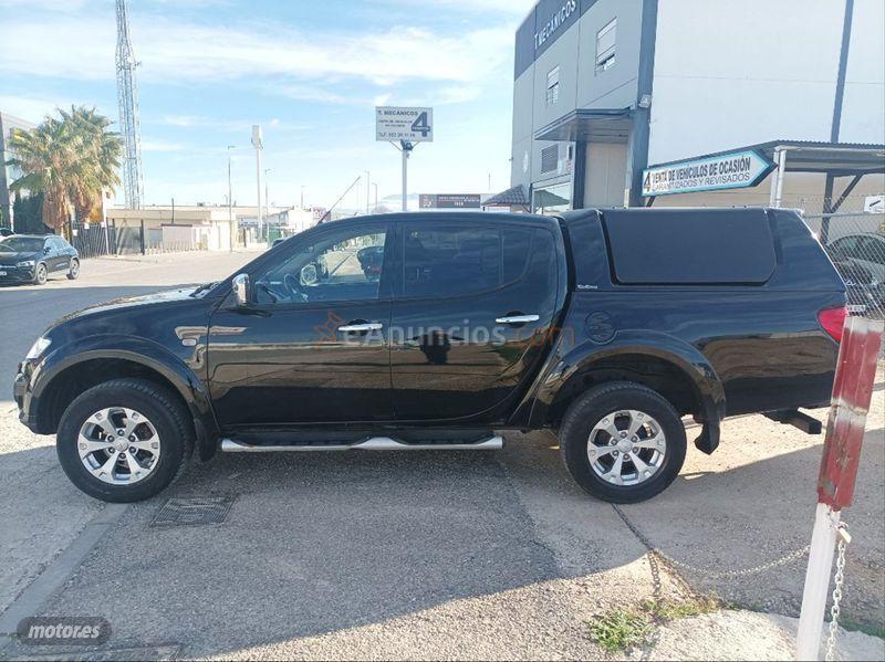 Mitsubishi L 200 DC 250 DID MPro de 2015 con 120.000 Km por 19.800 EUR. en Jaen