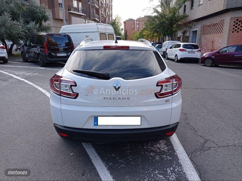 Renault Megane Sport Tourer Emotion 2011 dCi 110 eco2 de 2011 con 149.533 Km por 7.900 EUR. en La Rioja