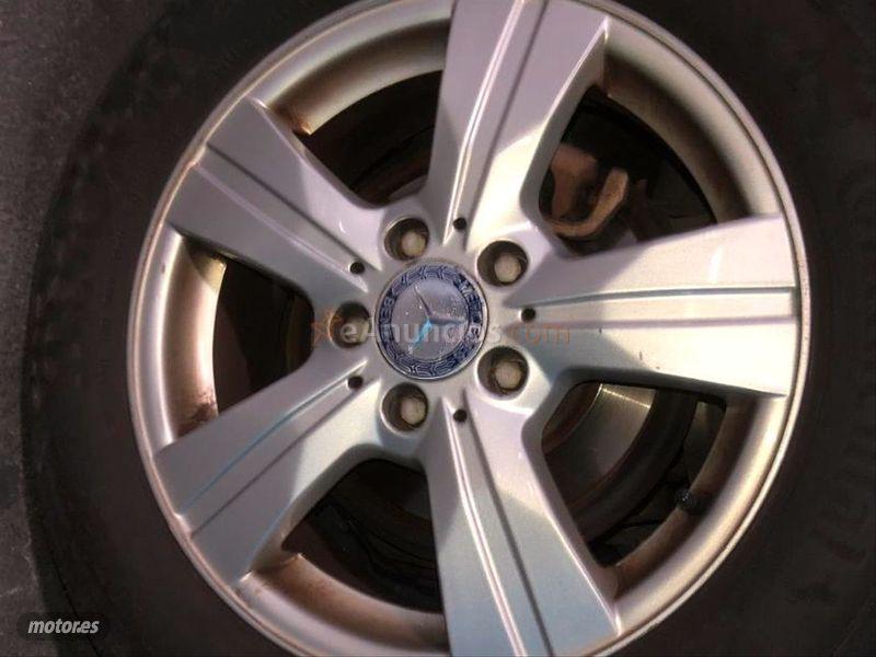 Mercedes Clase B B 200 CDI de 2010 con 213.000 Km por 7.990 EUR. en Madrid