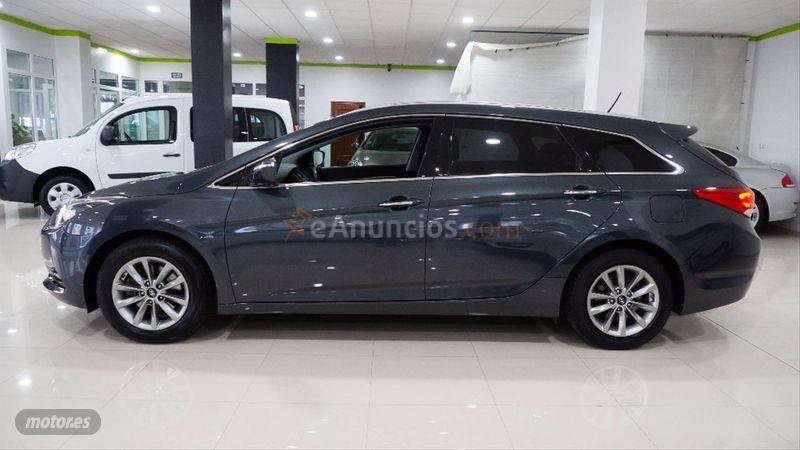 Hyundai i40 CW 1.7 CRDi 115cv BlueDrive Klass de 2016 con 147.284 Km por 10.300 EUR. en Sevilla