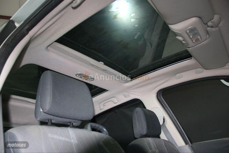 Renault Scenic Luxe Dynamique 1.6 16V EU4 de 2006 con 59.000 Km por 3.990 EUR. en Salamanca