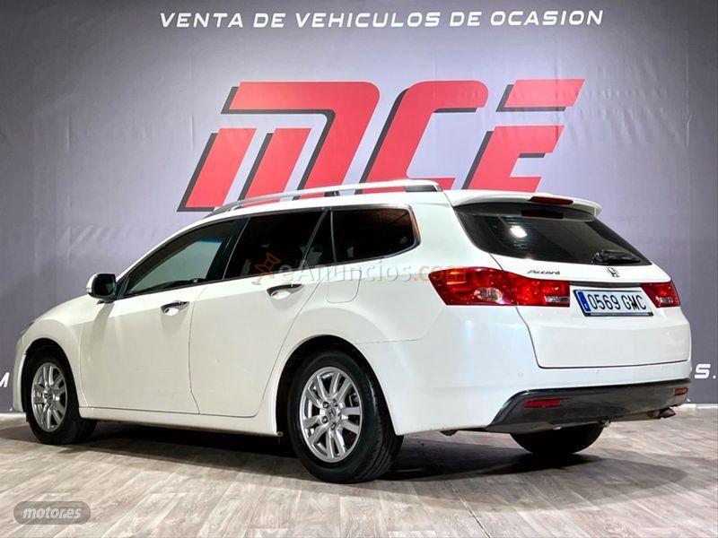 Honda Accord TOURER 2.2 iDTEC Elegance de 2009 con 179.990 Km por 8.499 EUR. en Toledo