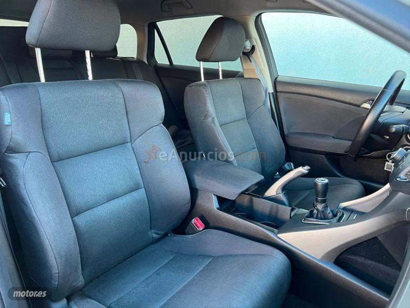 Honda Accord TOURER 2.2 iDTEC Elegance de 2009 con 179.990 Km por 8.499 EUR. en Toledo