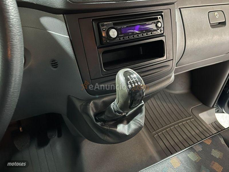Mercedes Viano 2.2 CDI Ambiente Larga de 2006 con 35.000 Km por 18.000 EUR. en Valencia