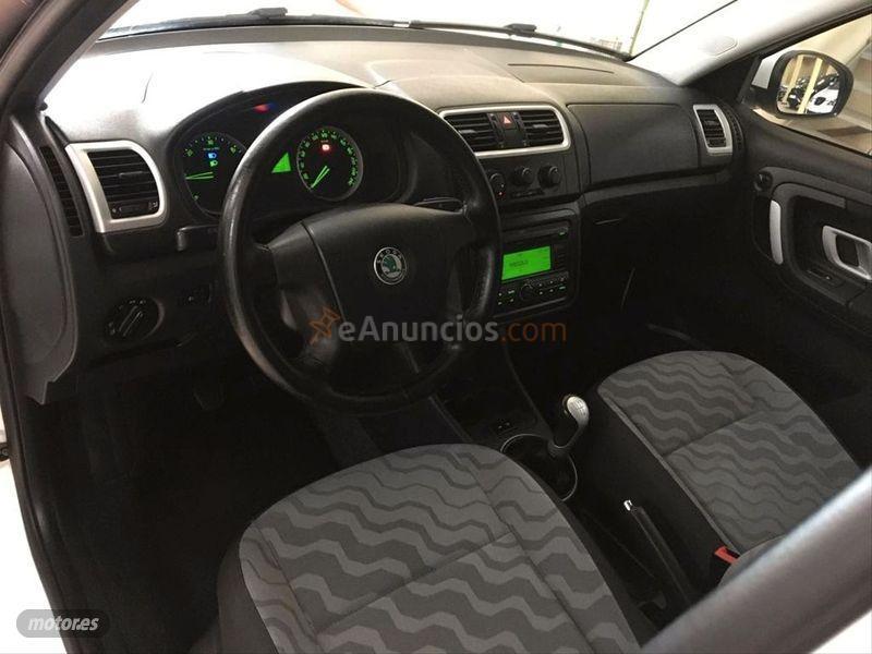 Skoda Fabia Combi 1.4 TDi 80cv Young de 2009 con 206.000 Km por 3.900 EUR. en Cordoba