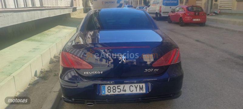 Peugeot 307 CC 1.6 16v de 2004 con 176.400 Km por 2.990 EUR. en Alicante