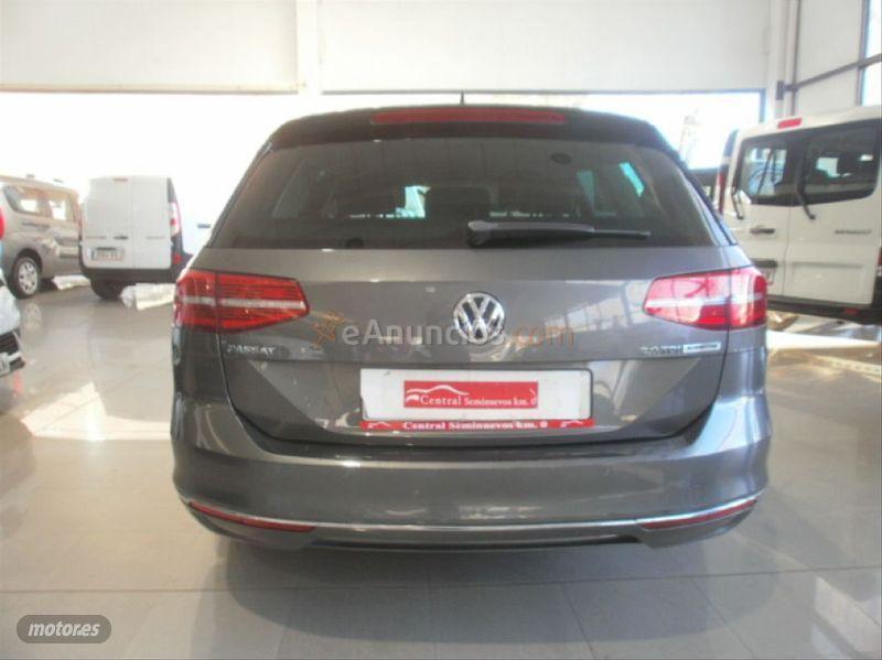 Volkswagen Passat Variant Sport 2.0 TDI 110kW150CV BMT de 2016 con 74.000 Km por 22.500 EUR. en Alava