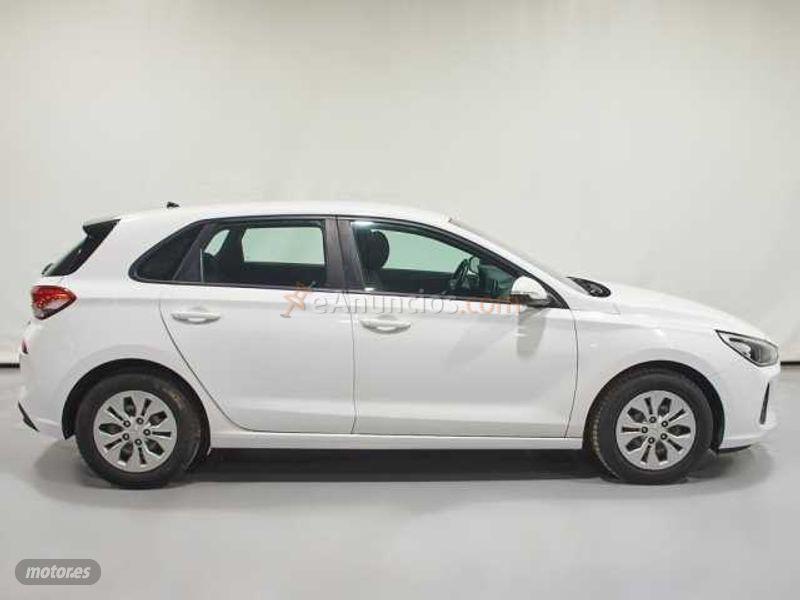 Hyundai i30 i30 1.6CRDi Klass 95 de 2017 con 167.100 Km por 11.900 EUR. en Cadiz