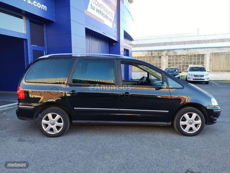 Volkswagen Sharan 2.0TDi Comfortline de 2006 con 210.000 Km por 5.990 EUR. en Vizcaya