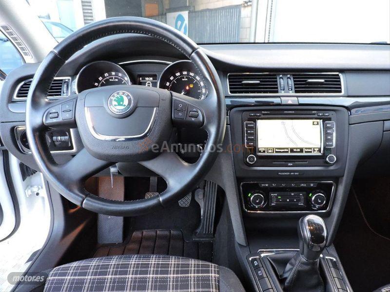 Skoda Superb Combi 2.0 TDI CR 170cv DPF Ambition de 2012 con 122.817 Km por 13.800 EUR. en La Rioja