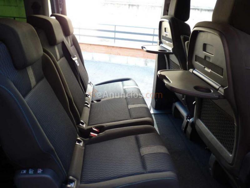 Peugeot Traveller 2.0 BLUE HDI 150 CV 8 plazas 