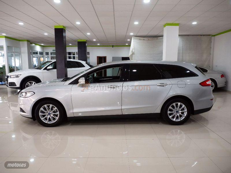 Ford Mondeo 2.0 TDCi 150CV Business SportBreak de 2016 con 142.462 Km por 12.300 EUR. en Sevilla