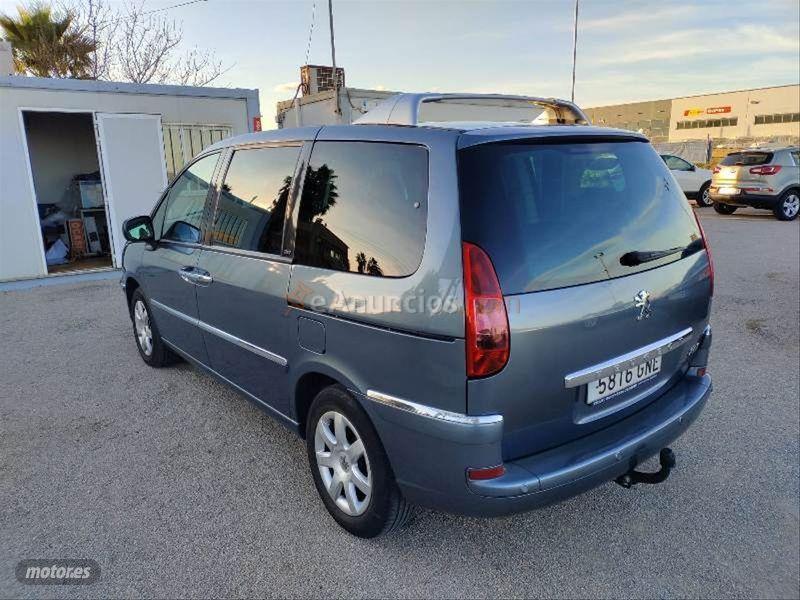 Peugeot 807 Premium 2.0 HDI 120 de 2009 con 270.000 Km por 6.000 EUR. en Tarragona