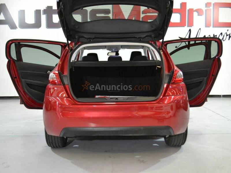 Peugeot 308 5p Allure 1.5 BlueHDi 96KW (130CV)