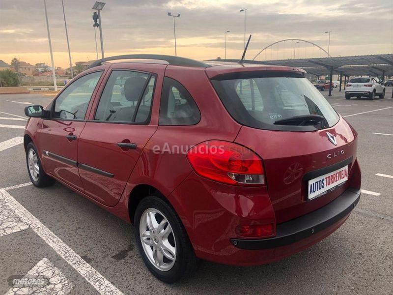 Renault Clio Grand Tour Authentique 1.2 16v 75 eco2 de 2008 con 159.000 Km por 4.950 EUR. en Alicante