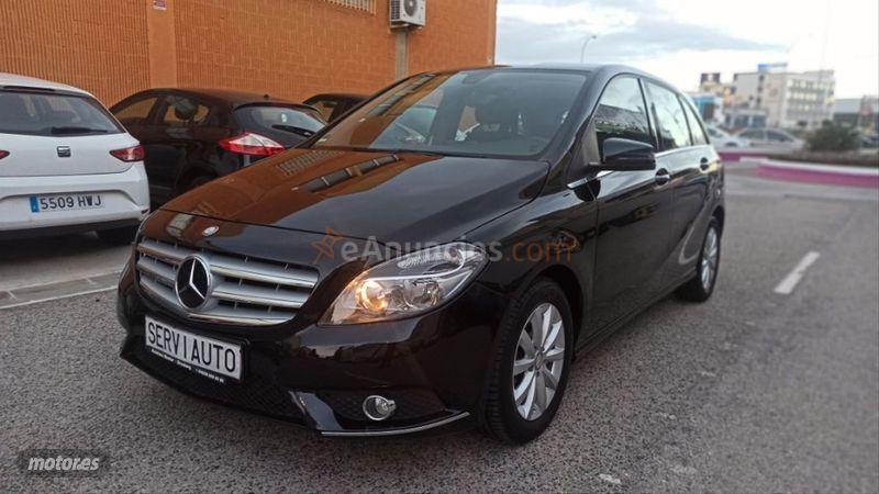 Mercedes Clase B B 180 Sport de 2014 con 27.000 Km por 15.800 EUR. en Malaga