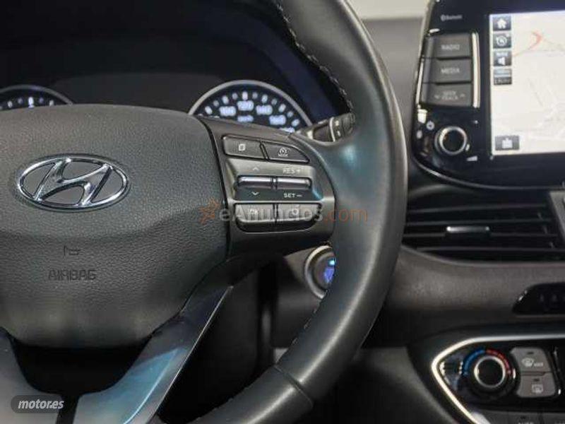 Hyundai i30 i30 1.6CRDi Tecno 116 de 2020 con 21.030 Km por 19.900 EUR. en Cadiz