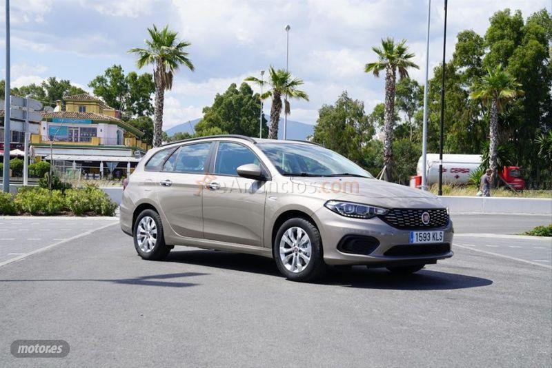 Fiat Tipo 1.4 16v Easy 70kW 95CV gasolina SW de 2018 con 67.000 Km por 11.750 EUR. en Malaga