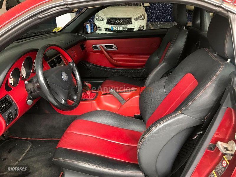 Mercedes Clase SLK SLK 200 K Final Edition de 2003 con 234.237 Km por 6.990 EUR. en Madrid