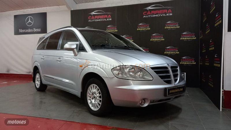 Ssangyong Rodius 270Xdi Premium de 2007 con 153.000 Km por 7.790 EUR. en Cantabria