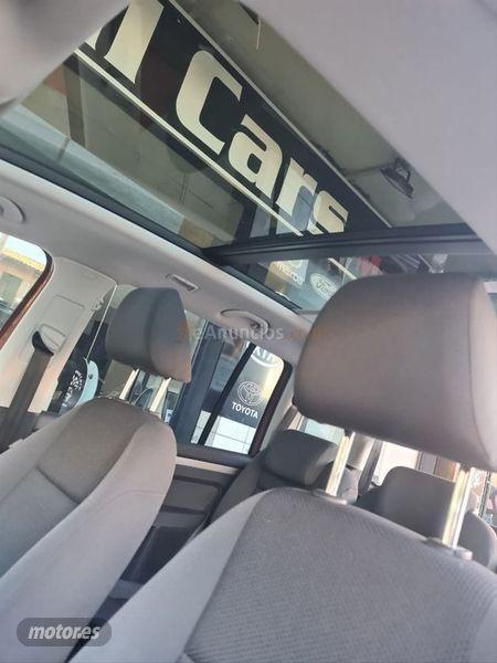 Volkswagen Touran Business  Navi 1.6 TDI CR 110CV BMT de 2015 con 159.000 Km por 14.900 EUR. en Islas Baleares