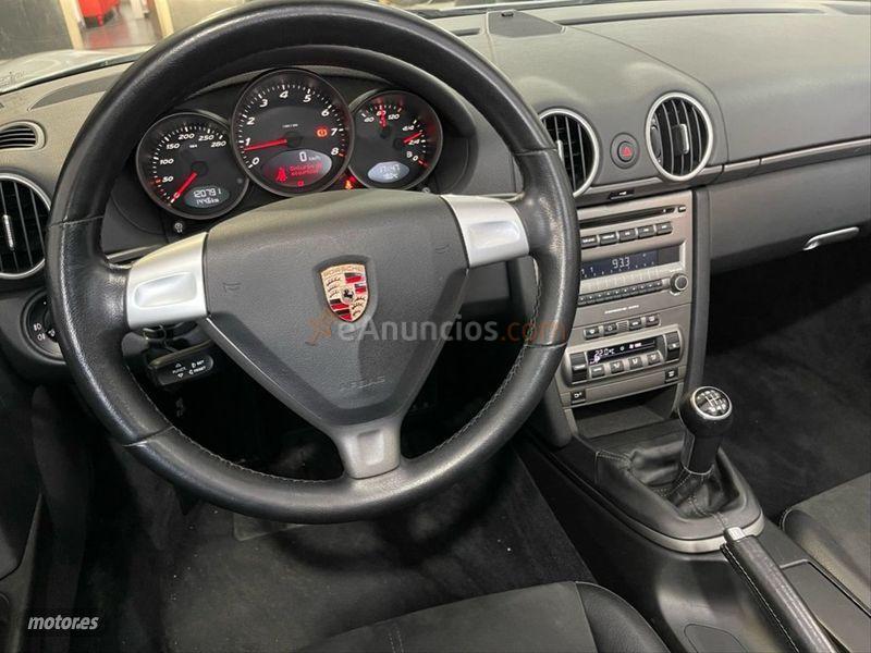 Porsche Boxster 2.7 de 2006 con 121.000 Km por 23.990 EUR. en Malaga