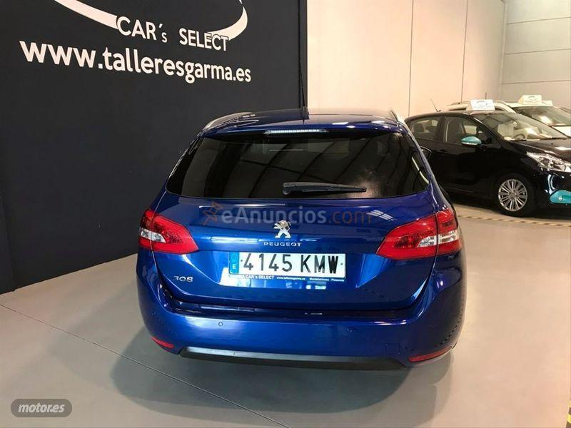 Peugeot 308 SW Style 1.5 BlueHDi 96KW 130CV de 2018 con 54.000 Km por 16.800 EUR. en Caceres