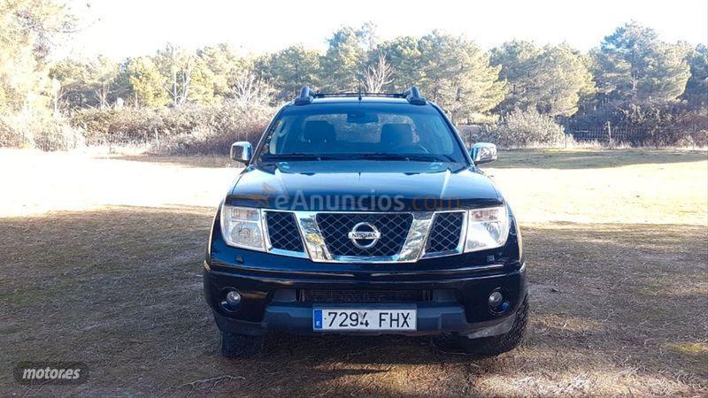 Nissan Navara 4X4 Doble Cabina LE de 2007 con 220.000 Km por 11.999 EUR. en Avila