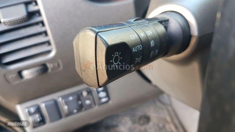 Nissan Navara 4X4 Doble Cabina LE de 2007 con 220.000 Km por 11.999 EUR. en Avila