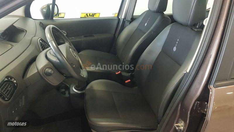 Renault Grand Modus Evolution dCi 90 eco2 de 2012 con 116.000 Km por 6.600 EUR. en Pontevedra