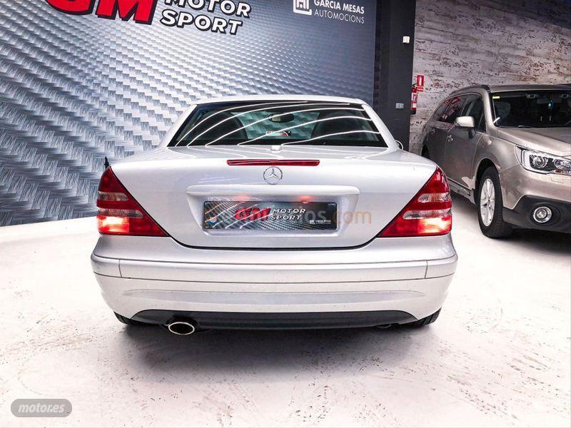 Mercedes Clase SLK SLK 320 de 2002 con 147.000 Km por 7.500 EUR. en Barcelona