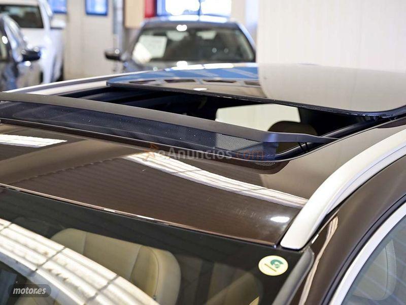 Volvo V 90 2.0 D5 AWD Momentum Auto de 2018 con 88.669 Km por 32.500 EUR. en Madrid