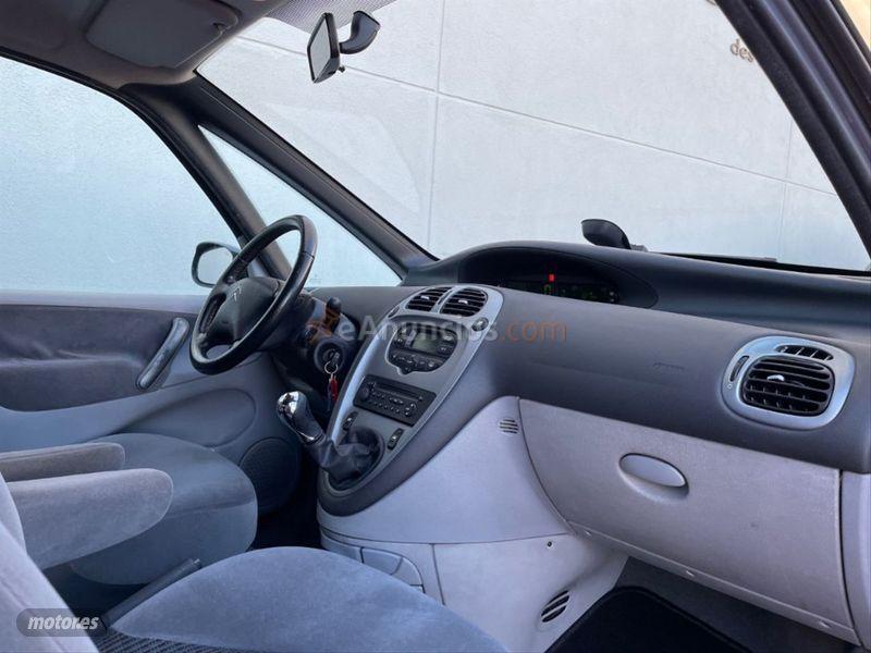 Citroen Xsara Picasso 1.6 HDi 92 Exclusive de 2007 con 171.571 Km por 3.850 EUR. en Barcelona