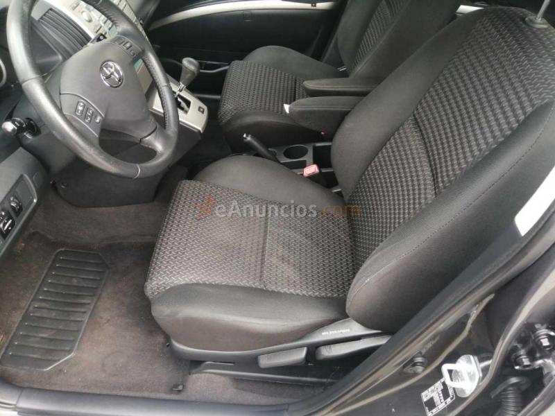 Toyota Corolla Verso 1.8 VVTi Luna 