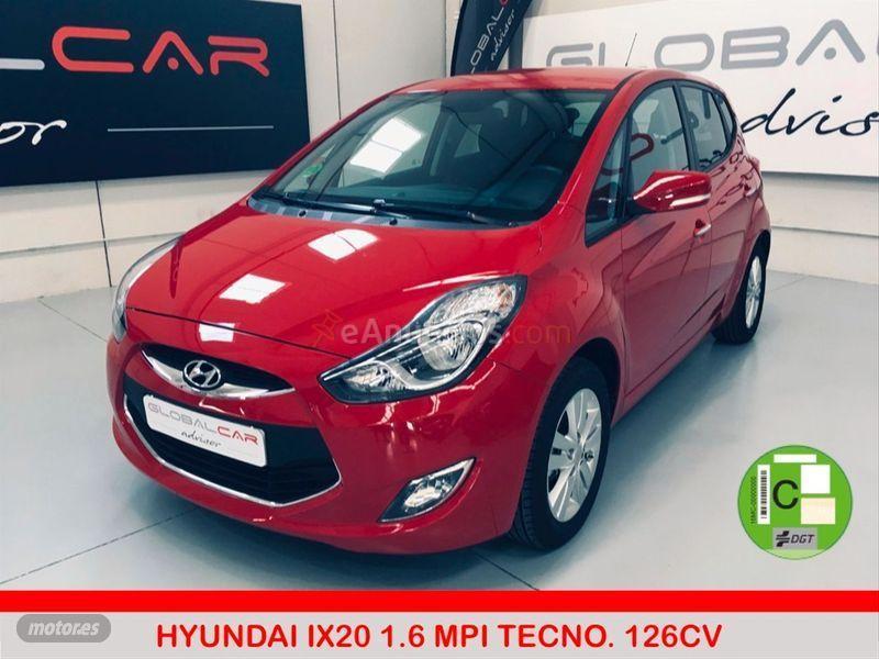 Hyundai iX20 1.6 MPI Tecno de 2015 con 44.000 Km por 12.400 EUR. en Madrid