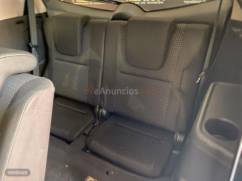 Toyota Corolla Verso 1.8 VVTi Luna de 2008 con 190.000 Km por 5.199 EUR. en Valencia