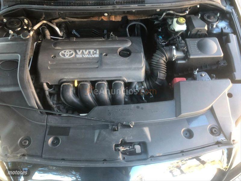 Toyota Avensis 1.8 VVTI SOL de 2005 con 112.900 Km por 4.750 EUR. en Malaga