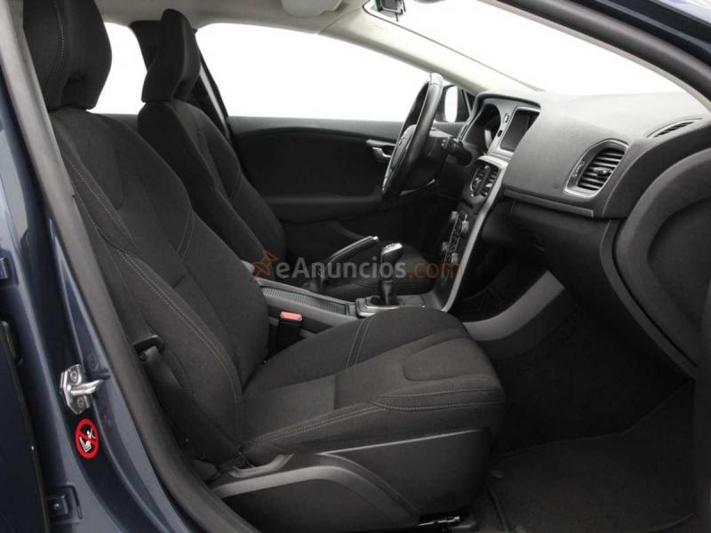 VOLVO V40 2.0 D2 KINETIC 5P -