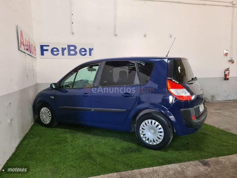 Renault Scenic CONFORT AUTHENTIQUE 1.4 16V de 2005 con 180.000 Km por 2.400 EUR. en Salamanca