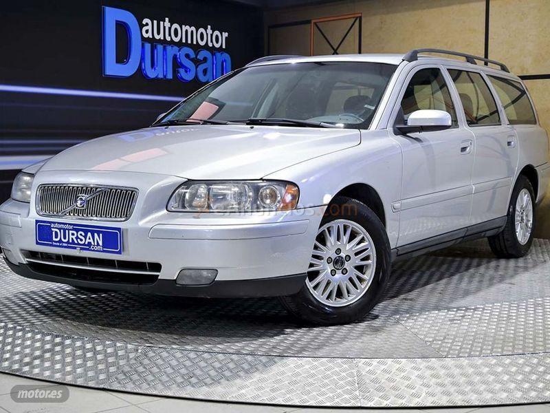 Volvo V 70 2.4 140 Momentum de 2006 con 147.360 Km por 4.890 EUR. en Madrid