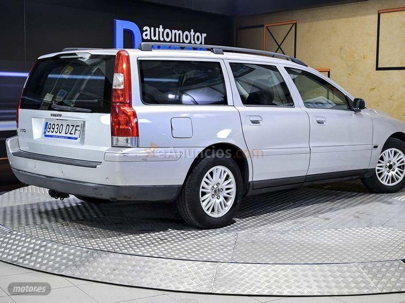 Volvo V 70 2.4 140 Momentum de 2006 con 147.360 Km por 4.890 EUR. en Madrid