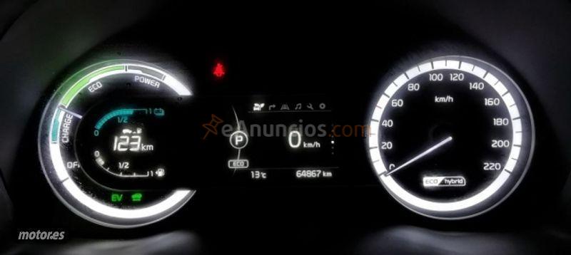 Kia Niro Niro 1.6 HEV Drive de 2019 con 64.242 Km por 17.500 EUR. en Madrid