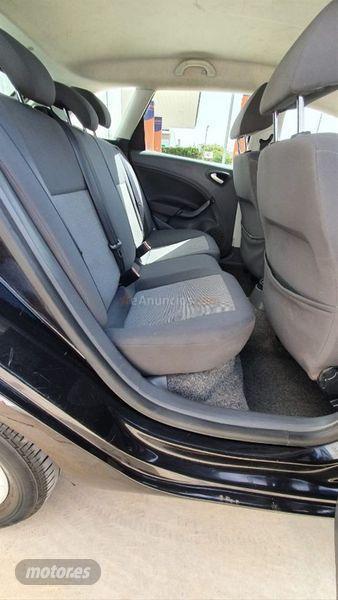 Seat Ibiza ST 1.6 TDI 105cv Sport DPF de 2011 con 249.800 Km por 4.990 EUR. en Murcia