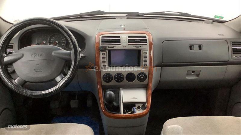 Kia Carnival 2.9 CRDi LX de 2004 con 241.380 Km por 1.310 EUR. en Toledo