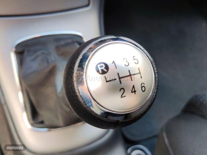 Toyota Avensis 2.0 D4D Sol Wagon de 2008 con 186.000 Km por 3.700 EUR. en Barcelona